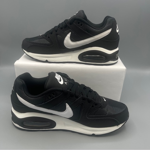 NIKE Air Max Command Women's Running Shoe Black White - Picture 9 of 14
